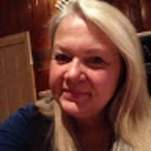 Meet your Posher, Claire